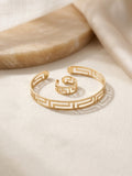 Conjunto Brazalete y Anillo Grecas Doradas | Elevya Collection